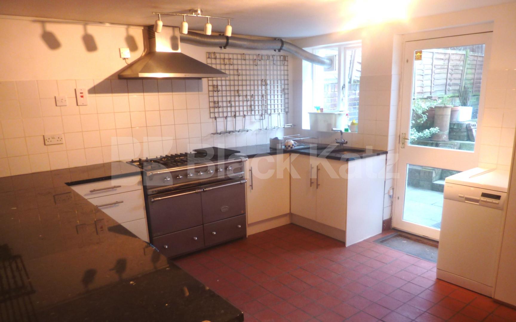 			NEW INSTRUCTION!, 2 Bedroom, 1 bath, 1 reception Flat			 Hawley Road , Camden